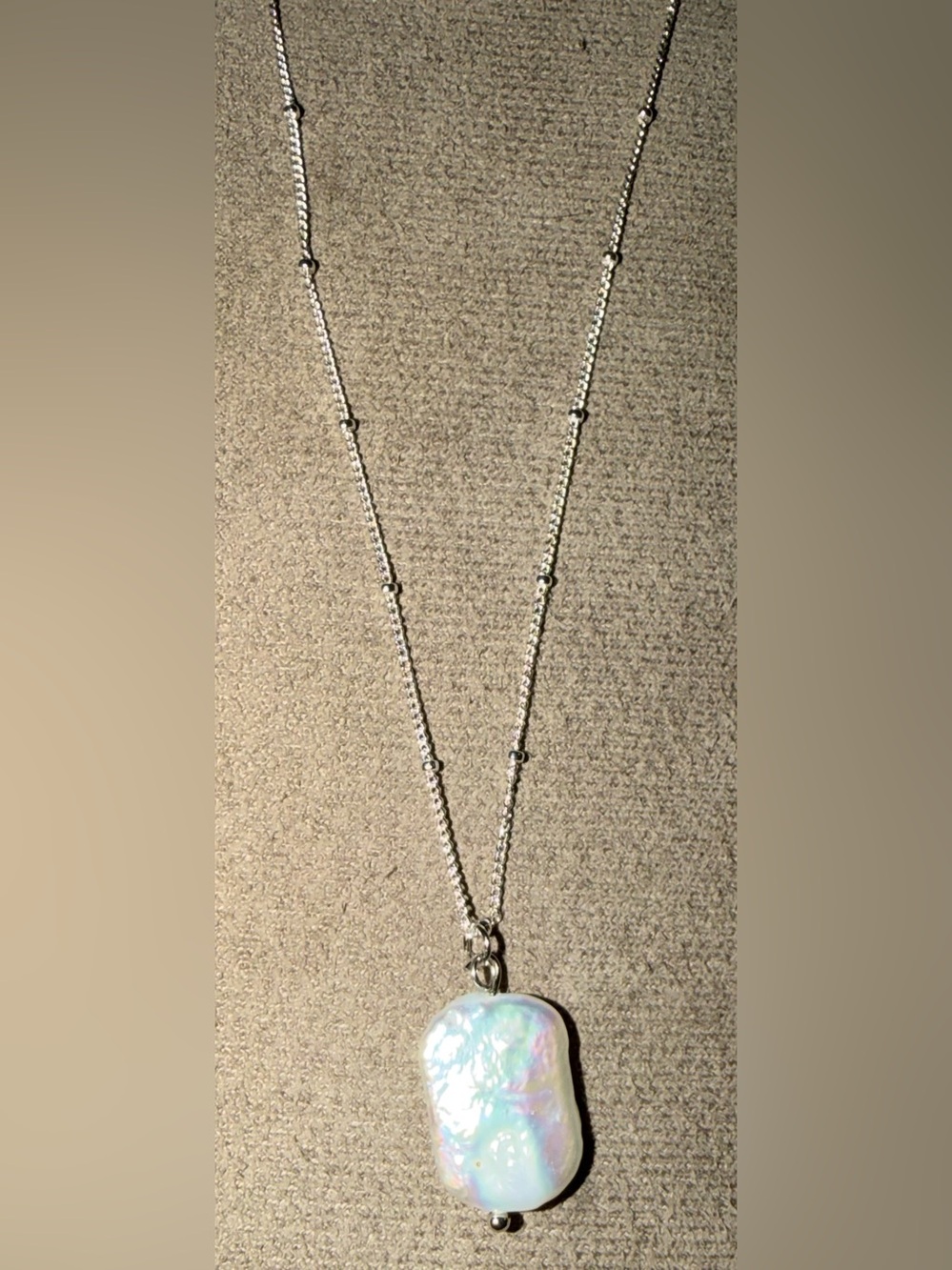 Silver & Iridescent Real Mother of Pearl Pendant Necklace & Earrings Set - Picture 2 of 3